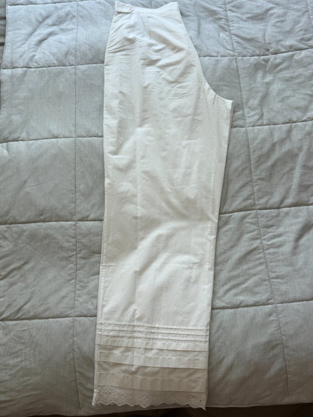 DÔEN Francisca broderie anglaise-trimmed pintucked organic cotton-poplin pants - Picture 5 of 8